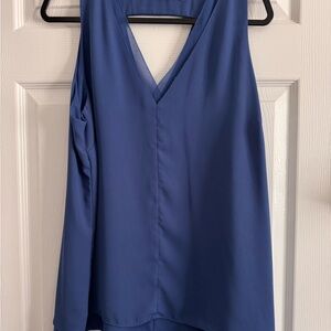 Tahari Periwinkle V-Neck Sleeveless Camisole